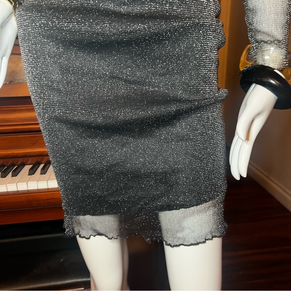 ๐ Black & SILVER Sparkly Mesh CutOut Glitter Sparkly LongSleeve Fitted Dress - Picture 6 of 8